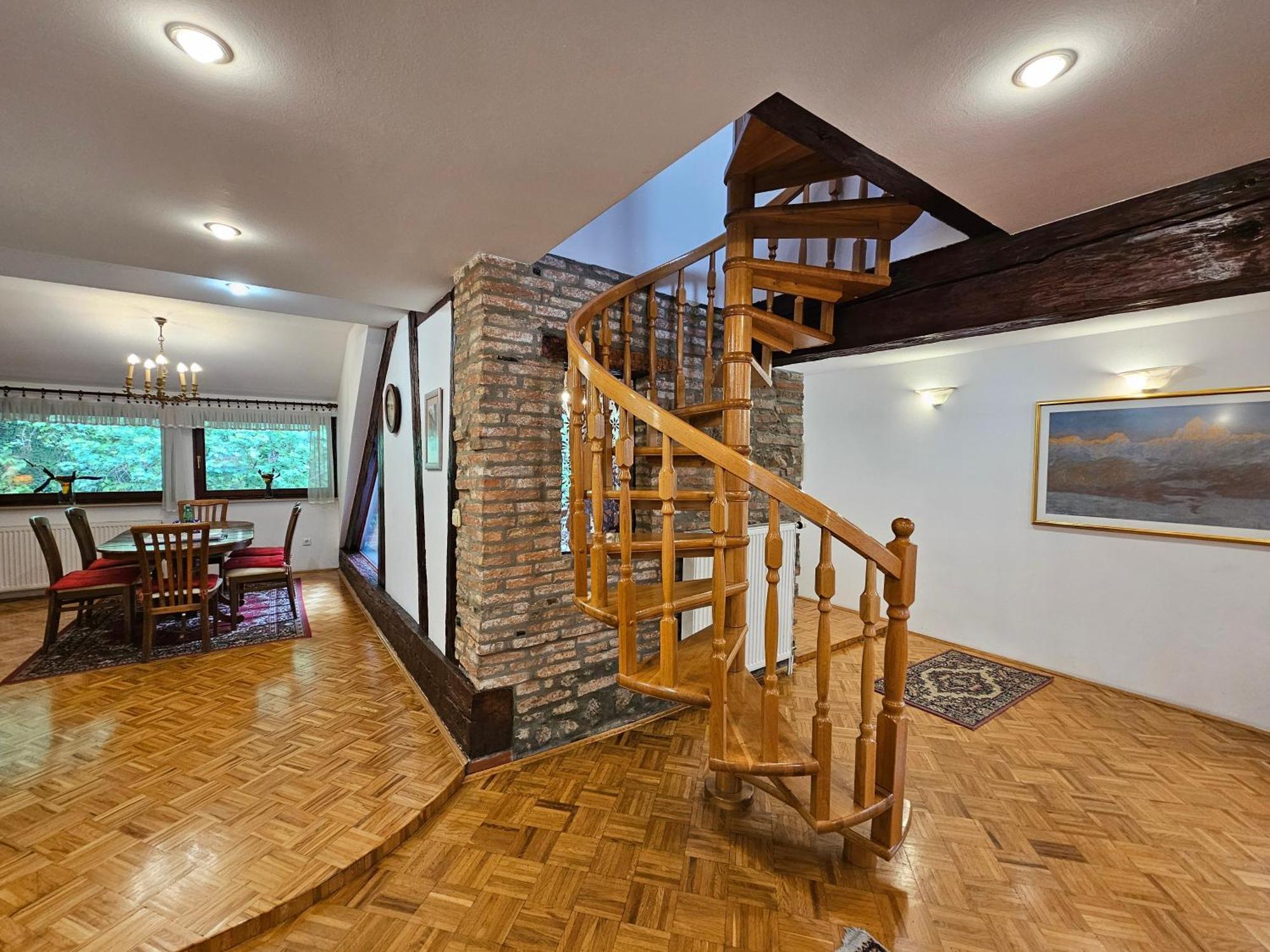 Apartament Nina With Private Terrace Tour As Lublana